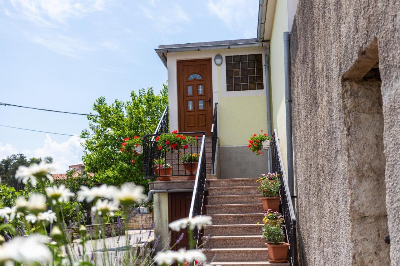 Apartment Mira Silo-Krk ภายนอก รูปภาพ